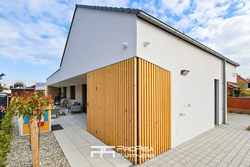 Projekty / RODINNÝ DOM FIBRA